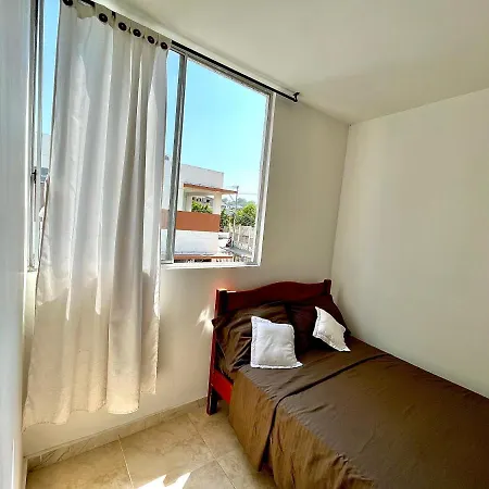 Habitación en casa particular A 10 Minutos Del Aeropuerto